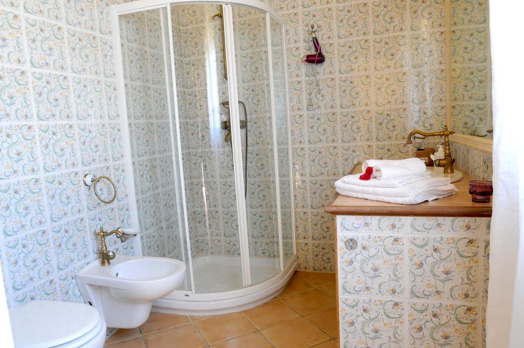B&B L'Eremo Degli Ulivi Каровиньо Экстерьер фото