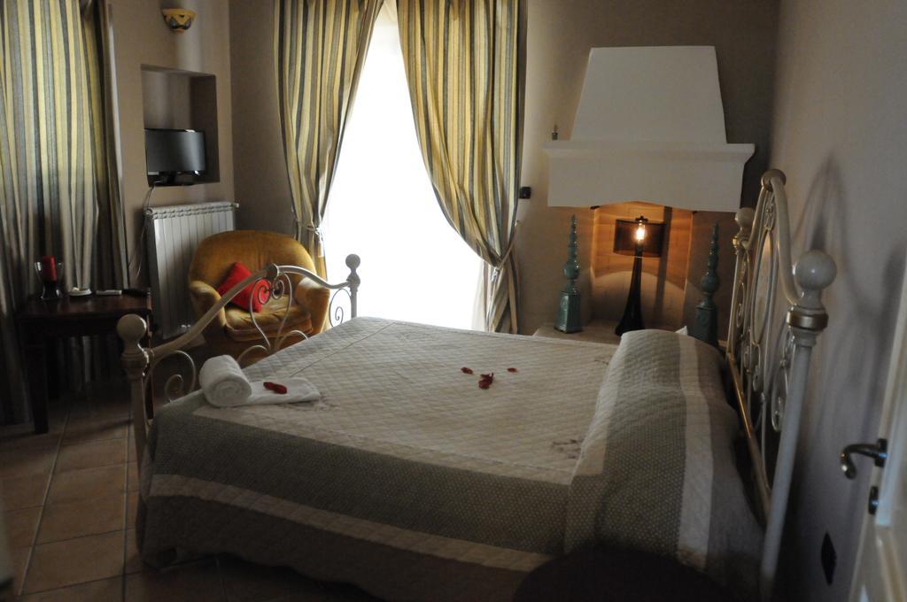 B&B L'Eremo Degli Ulivi Каровиньо Экстерьер фото