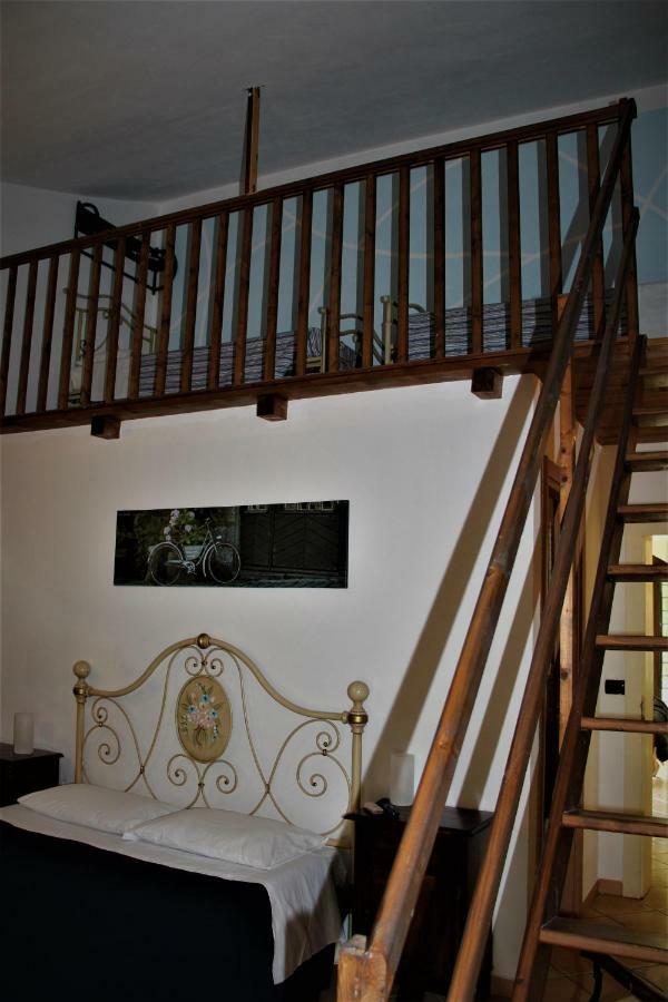 B&B L'Eremo Degli Ulivi Каровиньо Экстерьер фото