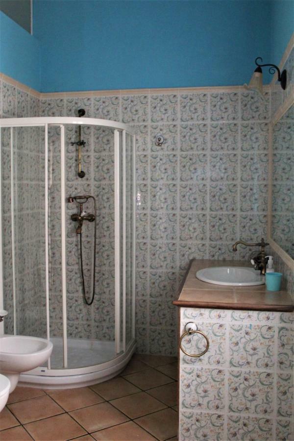 B&B L'Eremo Degli Ulivi Каровиньо Экстерьер фото